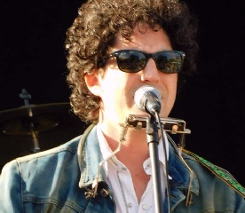 Jack of Hearts perform Dylan tunes