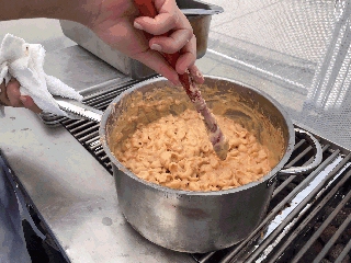 Macaroni and cheese cooking